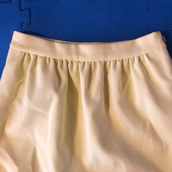 J Crew lined yellow skirt - US 00 - Picture 3 of 9